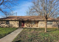 Oak St, Burnet - TX