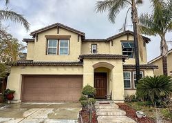 Fairbanks Ct, Canyon Country - CA