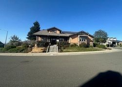 Bentley Ct, Petaluma - CA