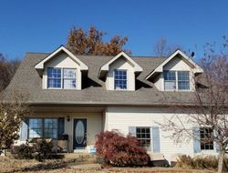 Wade Rd, Wadesville - IN