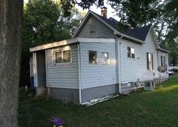 N 8th St, West Terre Haute - IN