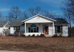 Harlequin Ln, Dixon - MO