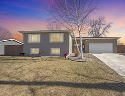 E Sylvan Cir, Brandon - SD