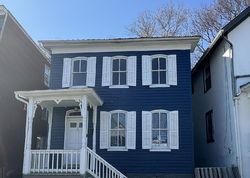 S Maple Ave, Martinsburg - WV
