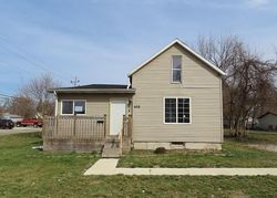 Polywood Way, Syracuse - IN