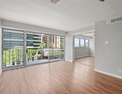 Ala Wai Blvd Apt 507, Honolulu - HI