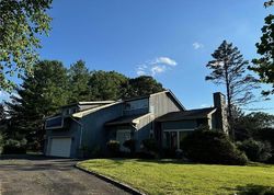 Carol Ln, Mamaroneck - NY