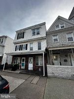 S Market St, Mount Carmel - PA