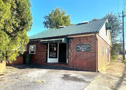 Bowersville St, Royston - GA