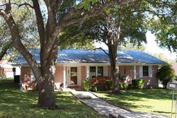 W Avenue A, Lampasas - TX