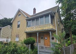 Smith St, Ansonia - CT