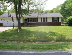 Devine Dr, Riverton - IL
