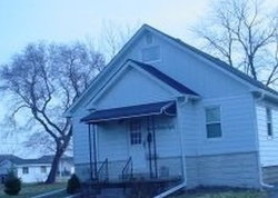 N 7th St, Riverton - IL