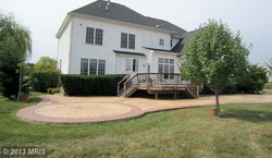 April Cir, Lovettsville - VA