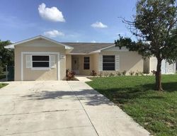 N Adams Ave, Dundee - FL