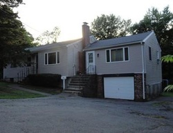 School St, Avon - MA
