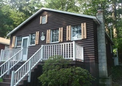 Pinewood Trl, Trumbull - CT