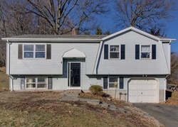 Bromley Ct, Hamden - CT