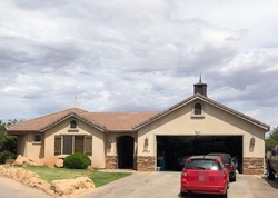 Nicholas Dr, Santa Clara - UT