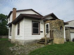 E Maple St, Kankakee - IL