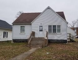 2nd St, Charleston - IL