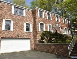 Johnson Ct, Closter - NJ