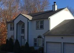 Cranberry Ln, Shrub Oak - NY