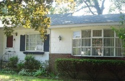 Pinedale Ave, Farmingville - NY