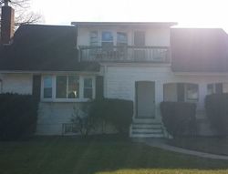 Bell Ct, Bellmore - NY