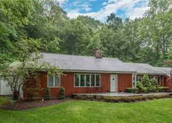 Overbrook Dr, Centerport - NY