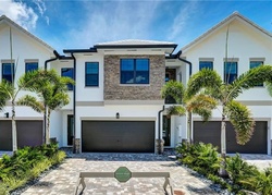 Sw 32nd Ave, Fort Lauderdale - FL