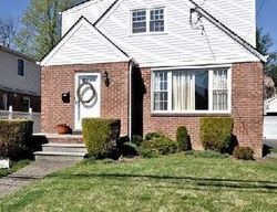 Kensington Rd S, Garden City - NY