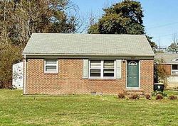 Seaford Rd, Seaford - VA