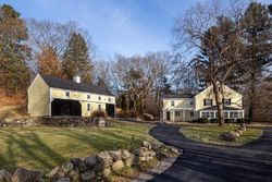 Bow Rd, Wayland - MA