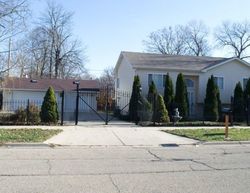 Wallace Ave, North Chicago - IL