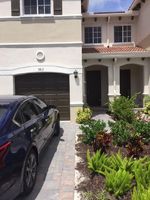 Se 1st Dr, Deerfield Beach - FL