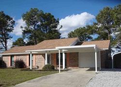 Colonial Cir, Clanton - AL