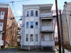 Winnikee Ave, Poughkeepsie - NY