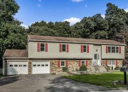 Pearce Pl, Mahopac - NY