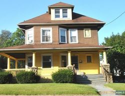 Godwin Ave, Midland Park - NJ