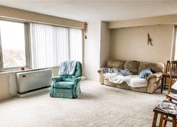 Edgewater Dr Apt 1510, Lakewood - OH