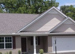 Azalea Dr, Windsor - PA