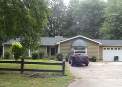 Sheringham Dr, Roswell - GA