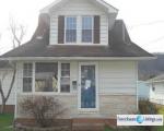 W Reynolds Ave, Belle - WV