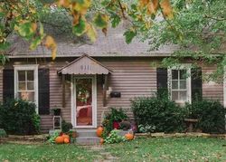 Spruce St, Halstead - KS