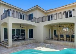 Ne 27th Ter, Fort Lauderdale - FL