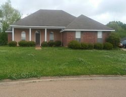 Dupuy Cir, Byram - MS