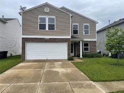 Ellington Dr, Shelbyville - IN