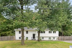 Fuller Rd, Middleton - MA
