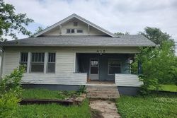 W 6th St, Chapman - KS
